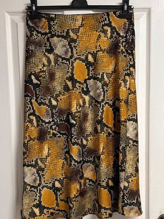 Dresses & Skirts - Nasty Gal Mustard Snake Print Midi Slip Skirt – Size 14